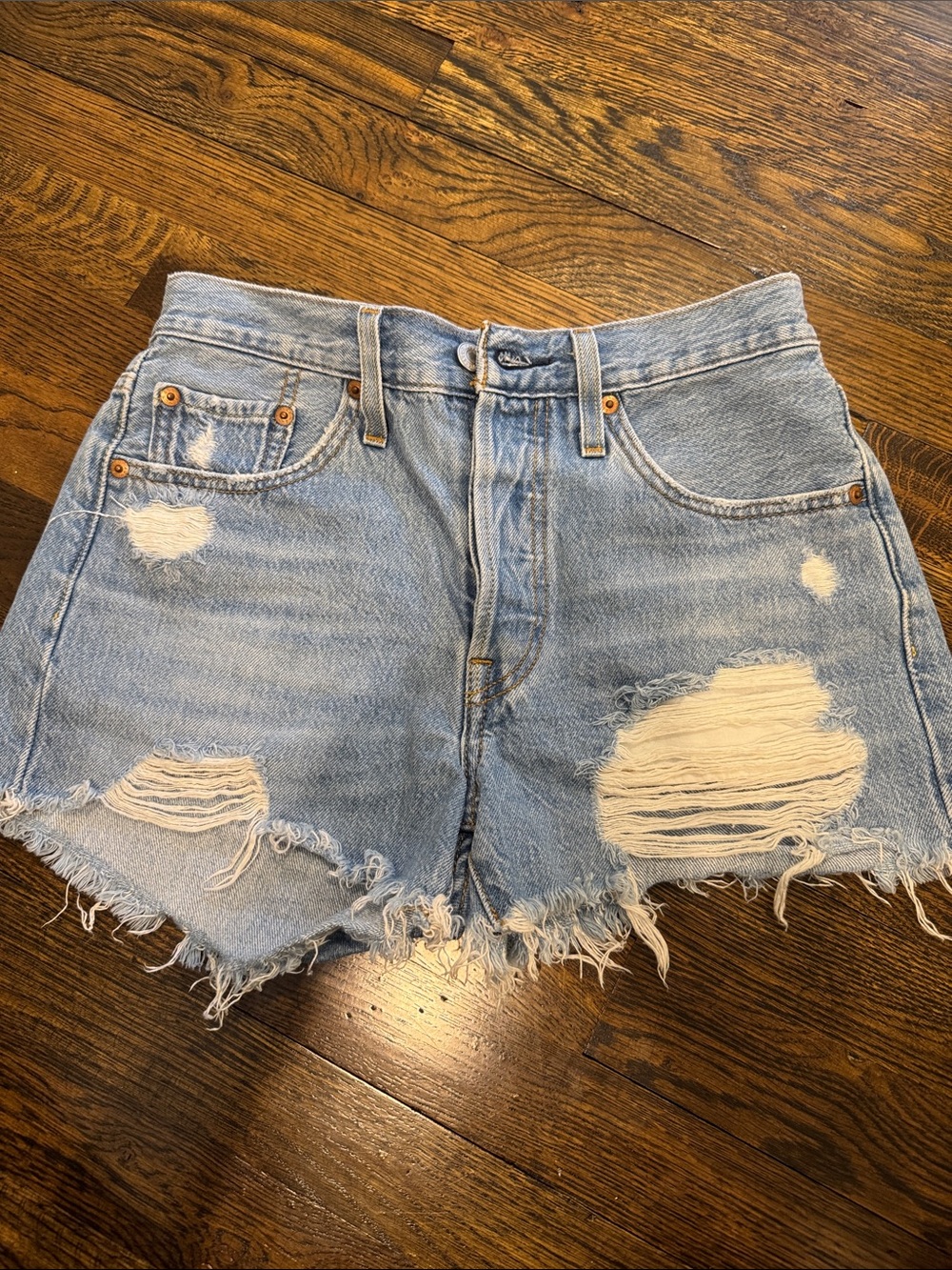 Levi’s 501 size 25W woman’s jean shorts in excellent condition.